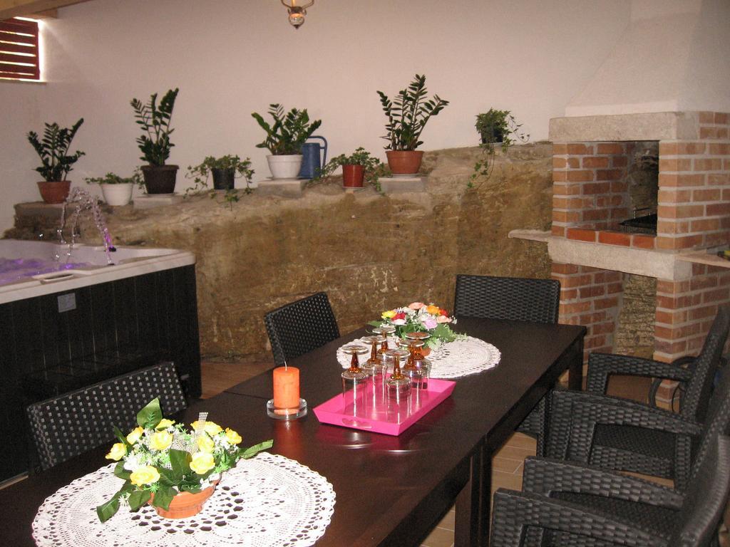 Apartments Alen Pazin Ngoại thất bức ảnh